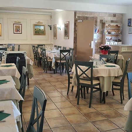 Auberge Les Aromes Grasse Eksteriør billede