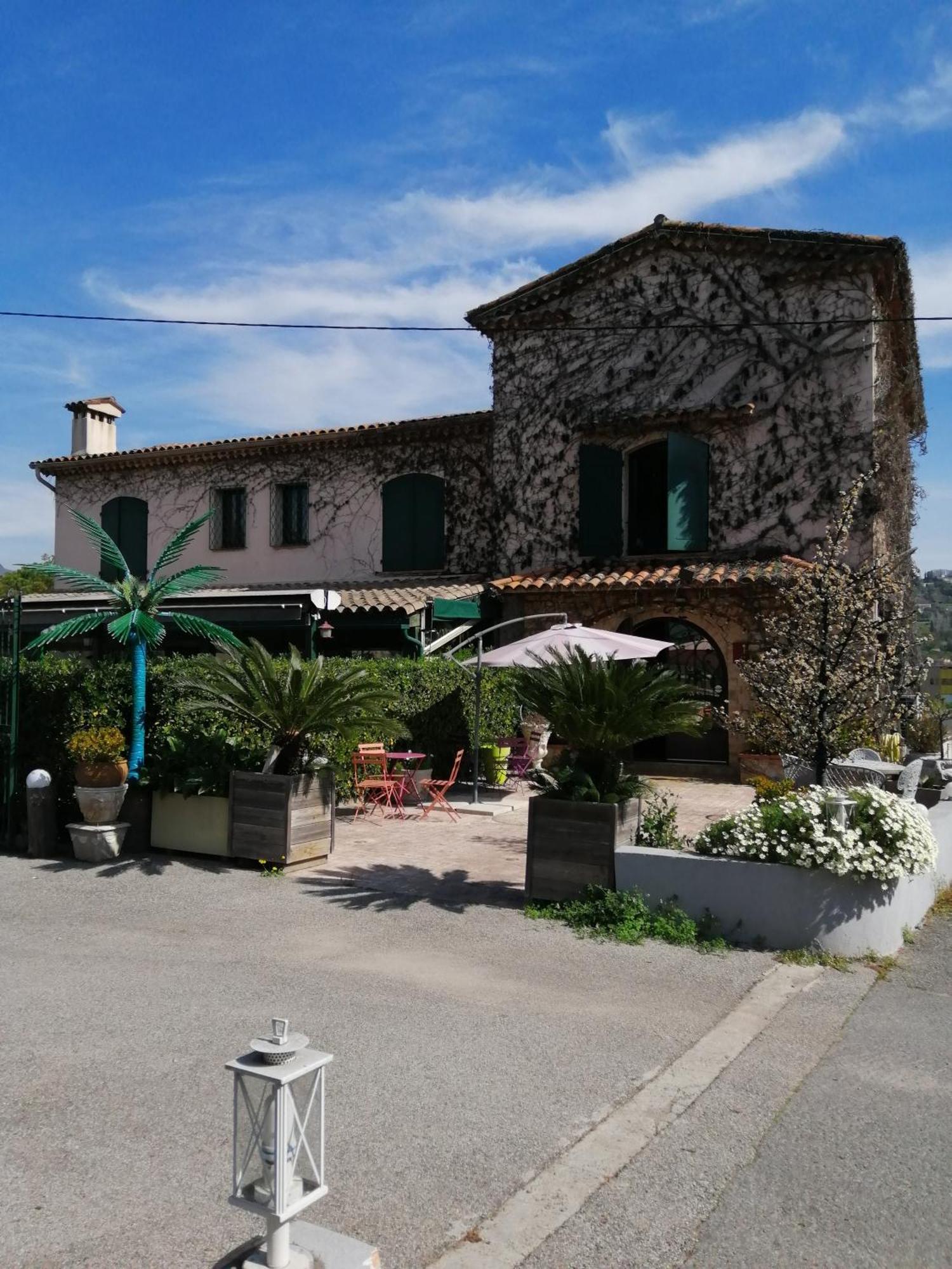 Auberge Les Aromes Grasse Eksteriør billede