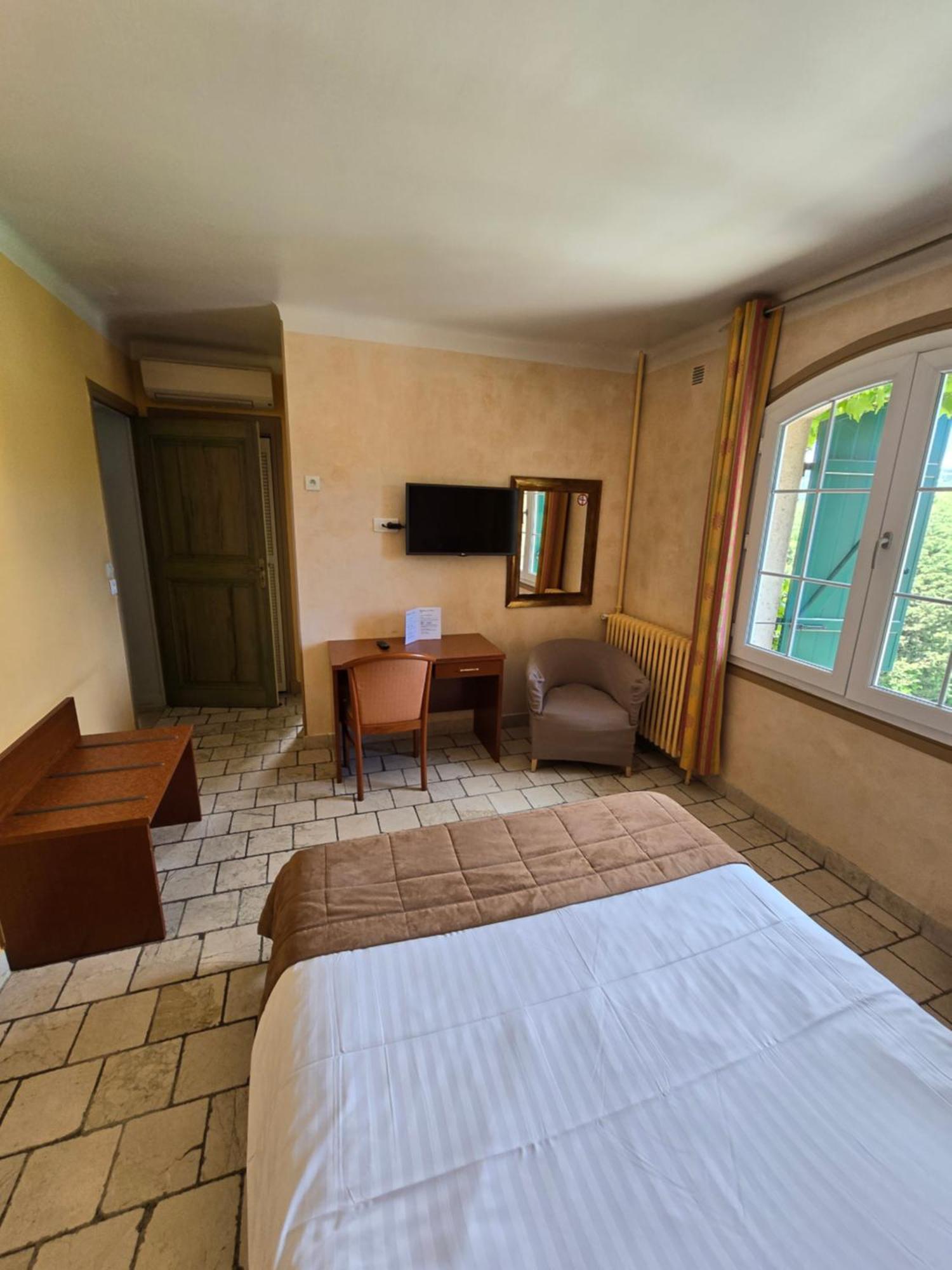 Auberge Les Aromes Grasse Eksteriør billede